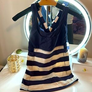 Lululemon tank top 🍋